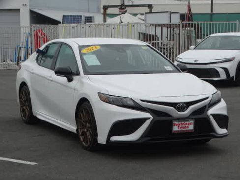 Certified 2023 Toyota Camry SE image 2