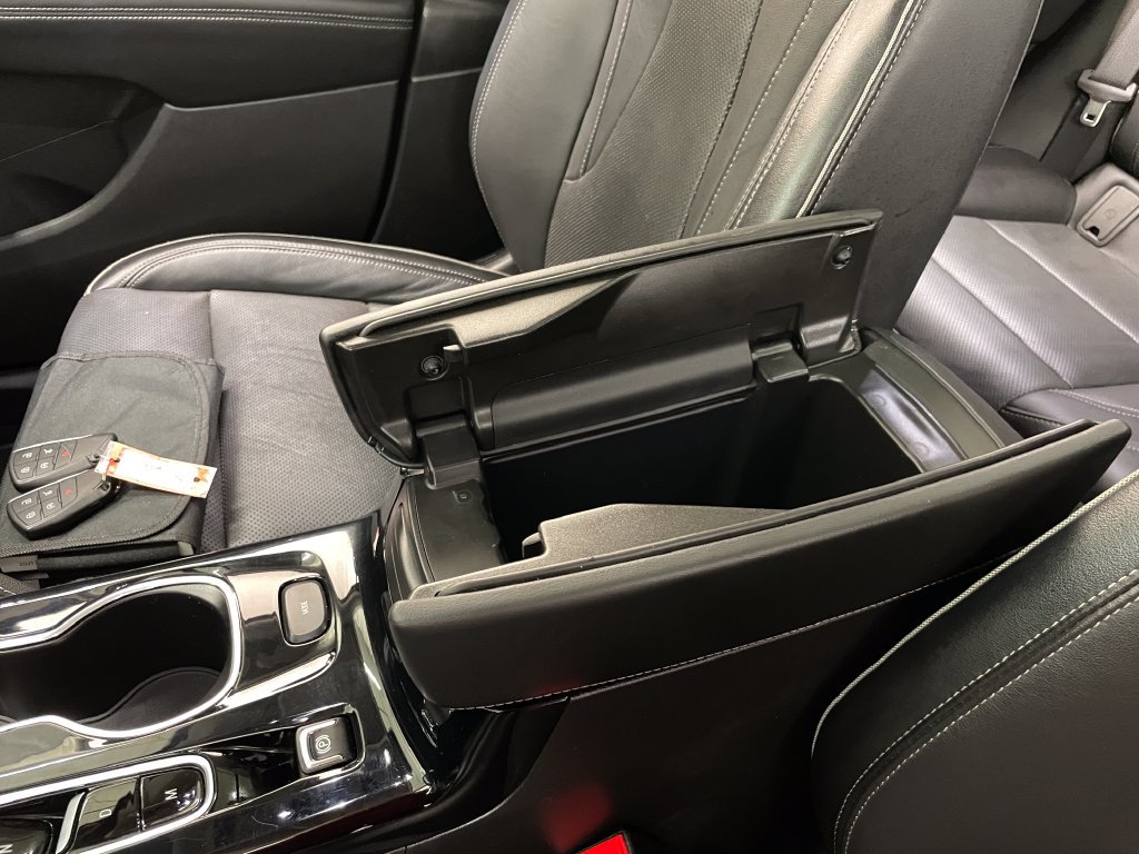 Certified 2021 Buick Envision Essence w/ Technology Package I AWD/4WD image 36