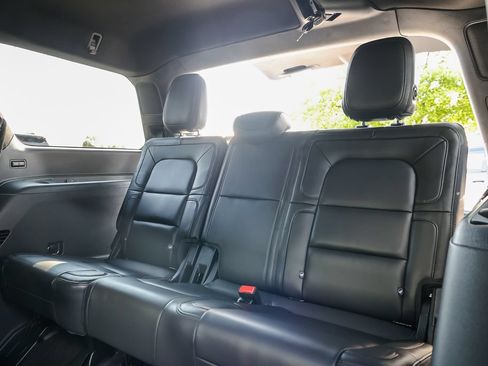 Used 2024 Lincoln Navigator Reserve AWD/4WD image 52