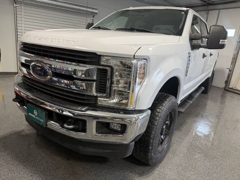 Used 2019 Ford F250 XLT w/ XLT Value Package AWD/4WD image 2
