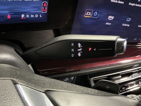 Used 2024 Chevrolet Traverse Z71 w/ LPO, Floor Liner Package image 30