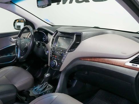 Used 2018 Hyundai Santa Fe FWD image 27