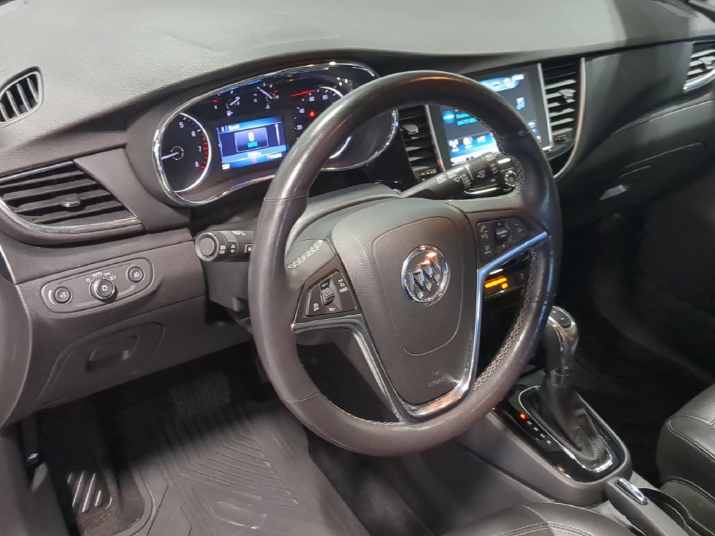 Used 2019 Buick Encore Essence FWD image 12