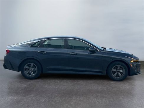 Used 2022 Kia K5 LXS image 6