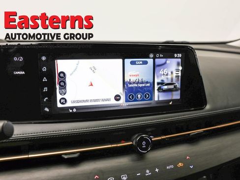 Used 2023 Nissan Ariya FWD image 18