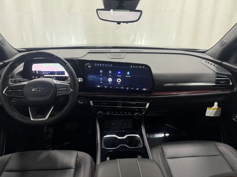 Used 2025 Chevrolet Traverse Z71 w/ Enhanced Driving Package image 15