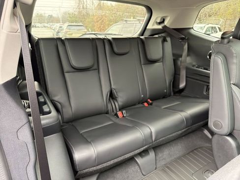 New 2026 Subaru Ascent Limited image 18