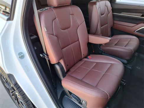 Used 2024 Kia Telluride SX image 36