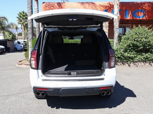 Used 2021 Chevrolet Suburban High Country w/ Premium Package image 8