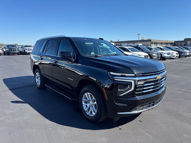 Used 2025 Chevrolet Tahoe LT AWD/4WD image 1