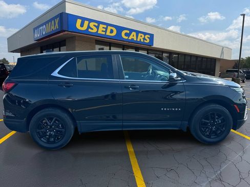 Used 2023 Chevrolet Equinox LT AWD/4WD image 2