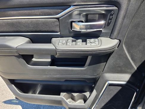 New 2026 RAM 3500 Laramie AWD/4WD image 25