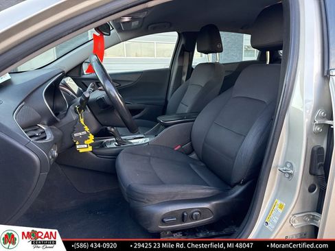 Used 2016 Chevrolet Malibu LT w/ Driver Confidence Package image 11