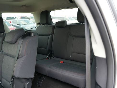 Used 2025 Ford Expedition Active AWD/4WD image 25