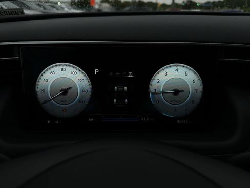 Certified 2024 Hyundai Santa Cruz Night AWD/4WD image 17