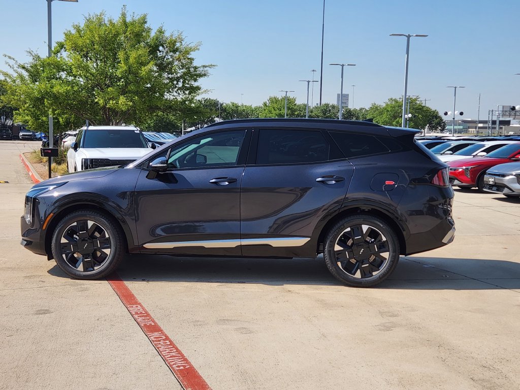 New 2026 Kia Sportage SX FWD image 3