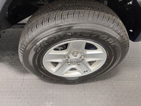 Used 2020 Jeep Gladiator Sport w/ Quick Order Package 24S image 27