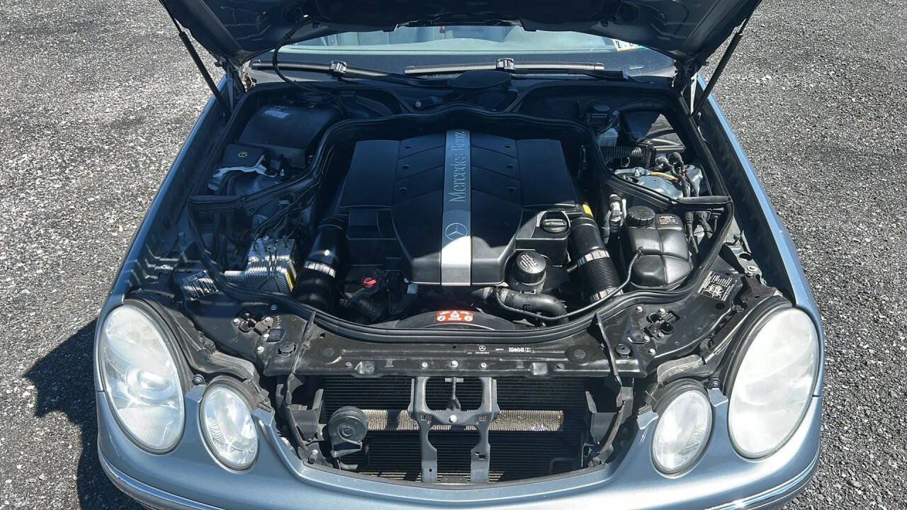 Used 2005 Mercedes-Benz E 320 4MATIC Sedan image 14