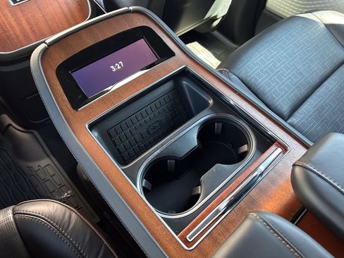 Certified 2025 Lincoln Navigator Black Label AWD/4WD image 53