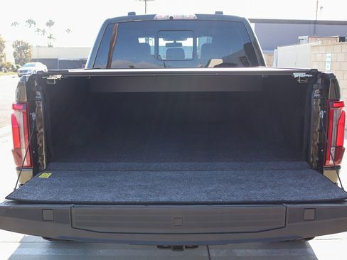 Used 2025 Ford F150 Raptor AWD/4WD image 16