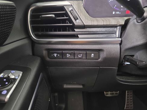 Used 2024 Kia Telluride SX w/ Towing Package image 38