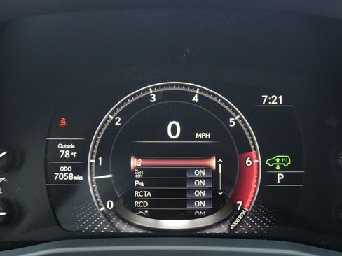 Certified 2024 Lexus LX 600 4WD w/ Luxury Package image 31