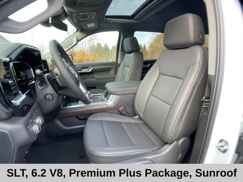 New 2026 GMC Sierra 1500 SLT w/ SLT Premium Plus Package image 9