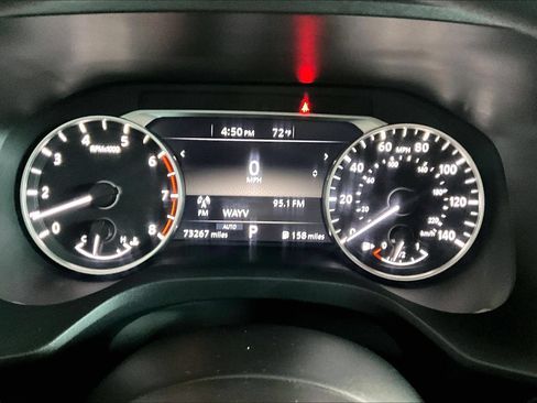 Used 2023 Nissan Rogue S AWD/4WD image 19
