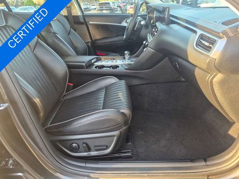 Used 2026 Genesis G70 2.5T Prestige image 23