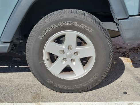 Used 2015 Jeep Wrangler Sport w/ Quick Order Package 24S image 3