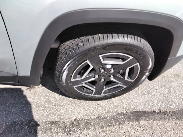 Used 2026 Jeep Cherokee Limited AWD/4WD image 17
