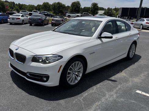 Used 2014 BMW 528i Sedan RWD image 3