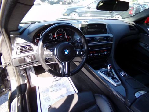Used 2014 BMW M6 Coupe w/ Competition Package RWD image 10
