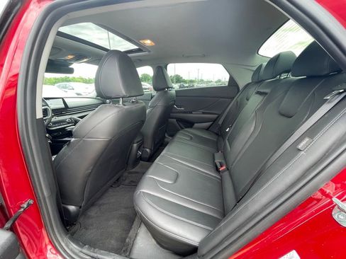 Used 2024 Hyundai Elantra Limited FWD image 24