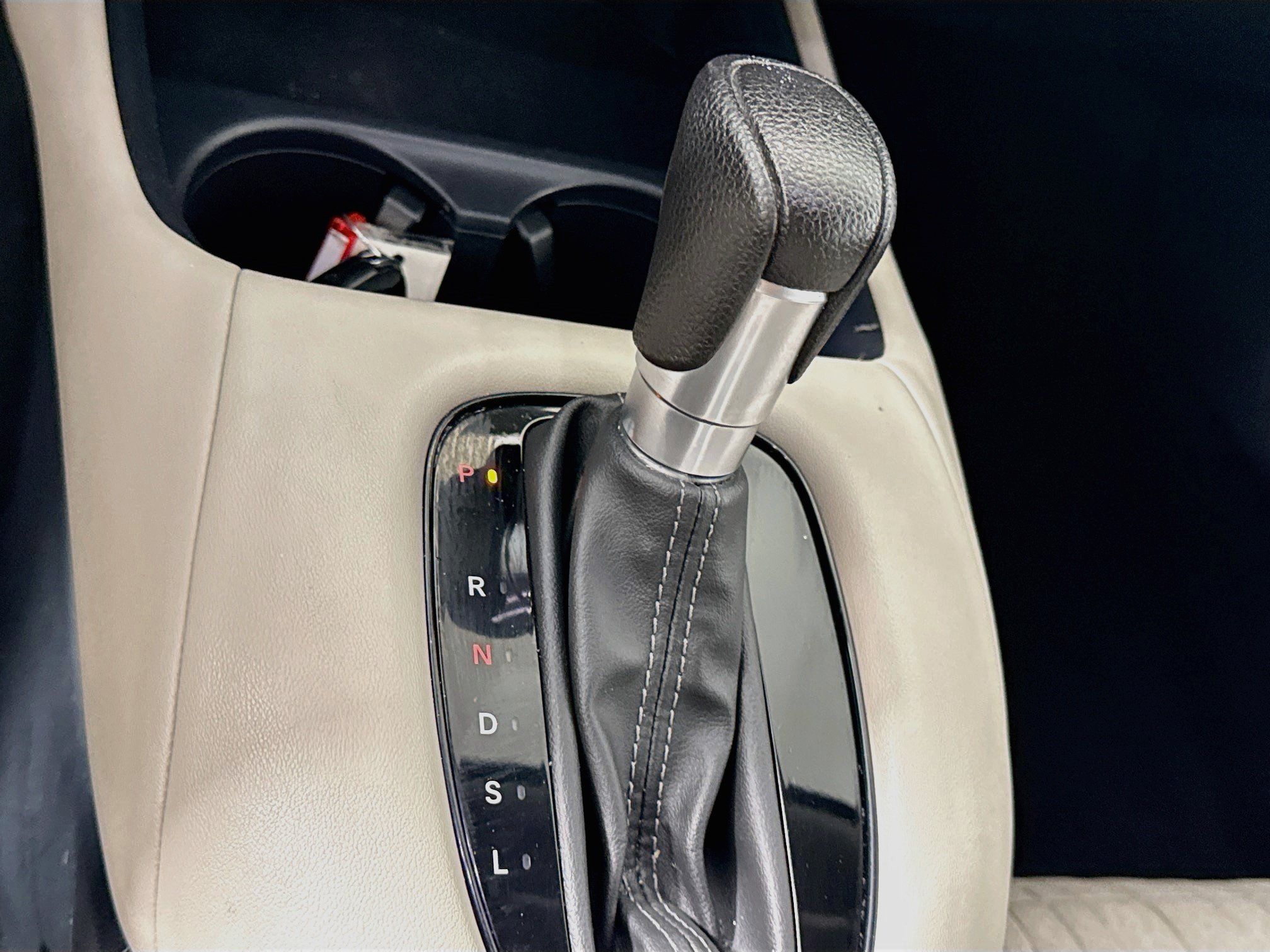 Used 2023 Honda HR-V LX image 15