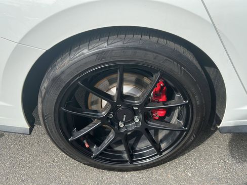 Used 2023 Volkswagen Jetta GLI Autobahn image 8