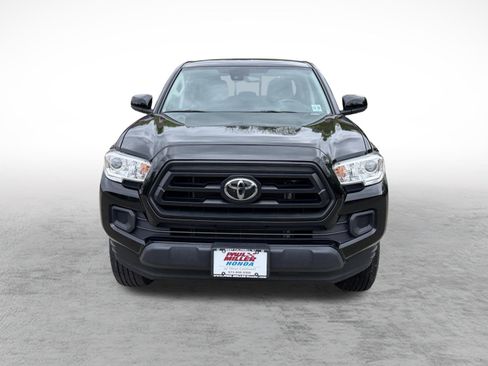 Used 2023 Toyota Tacoma SR AWD/4WD image 2