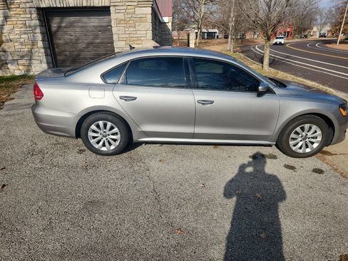 Used 2014 Volkswagen Passat 1.8T S image 11