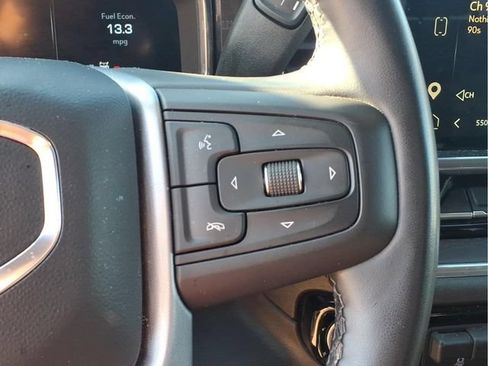 Used 2025 GMC Sierra 1500 SLT AWD/4WD image 18