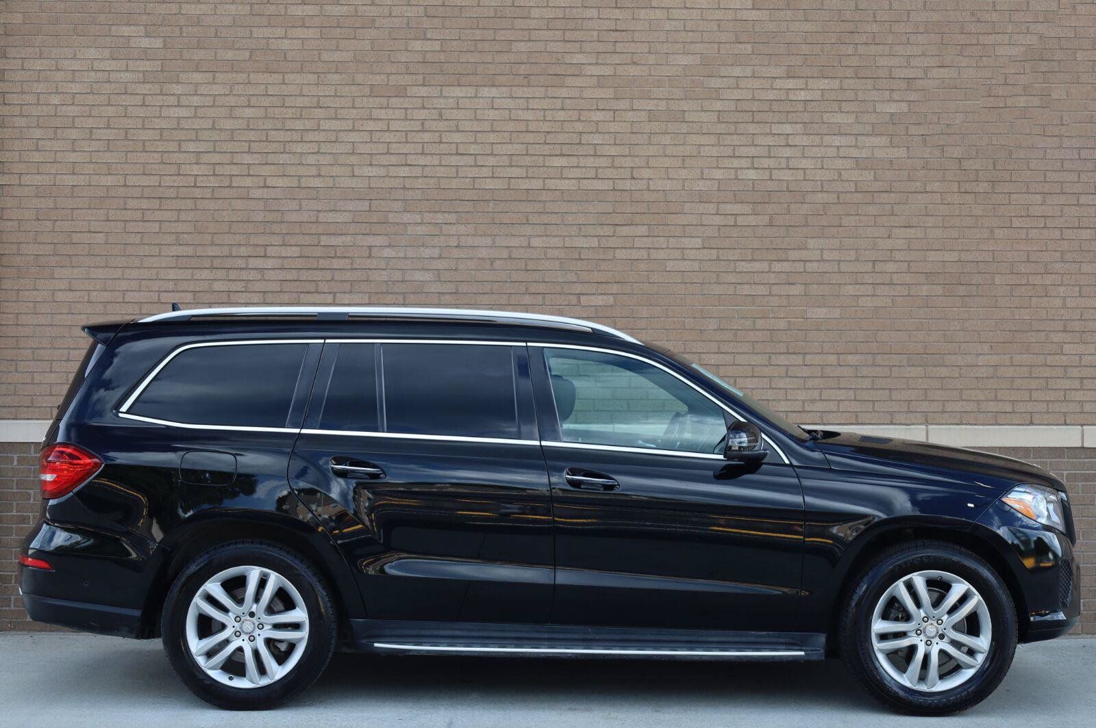 Used 2017 Mercedes-Benz GLS 450 4MATIC image 3