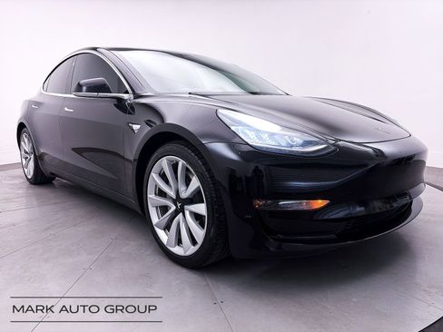 Used 2018 Tesla Model 3 Long Range image 1