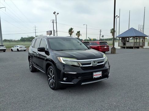 Certified 2021 Honda Pilot Touring image 2