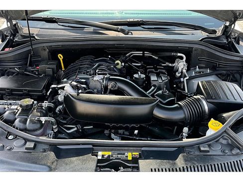 Certified 2025 Dodge Durango GT AWD/4WD image 56
