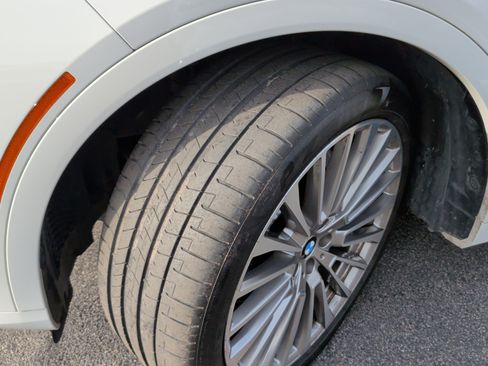 Certified 2024 BMW X7 xDrive40i image 13