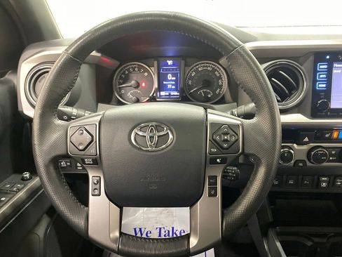 Used 2018 Toyota Tacoma Limited w/ Four Season Floor Mat Package image 28