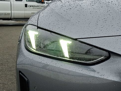 Used 2025 BMW i4 xDrive40i w/ Premium Package AWD/4WD image 9
