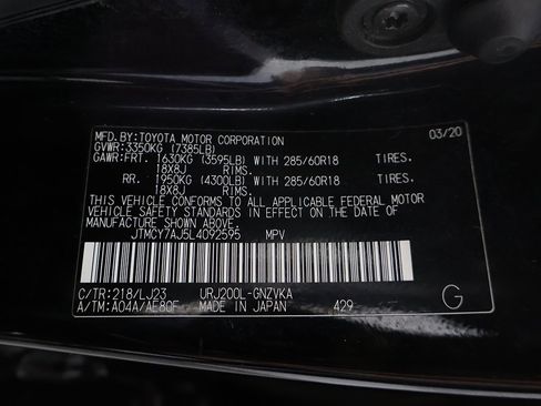 Used 2020 Toyota Land Cruiser image 65