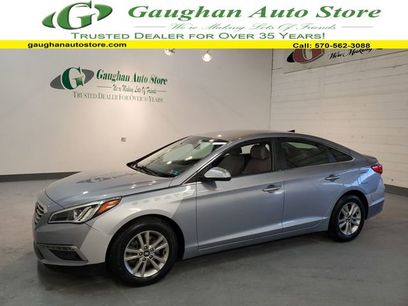 Used 2015 Hyundai Sonata SE w/ Option Group 09