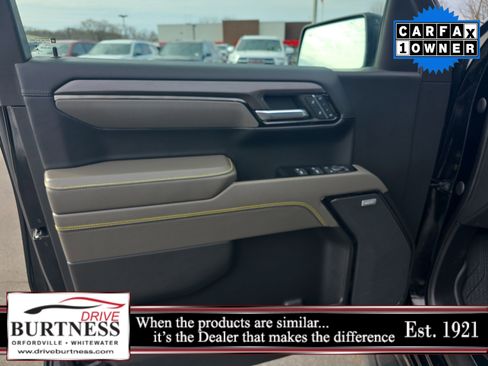 Used 2023 Chevrolet Silverado 1500 ZR2 w/ Technology Package image 15