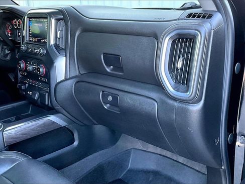 Used 2019 Chevrolet Silverado 1500 LTZ w/ LTZ Convenience Package image 13